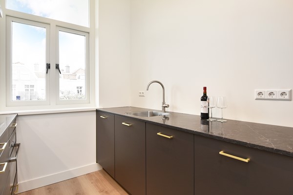 Medium property photo - Van Diemenstraat 164, 2518 VG Den Haag